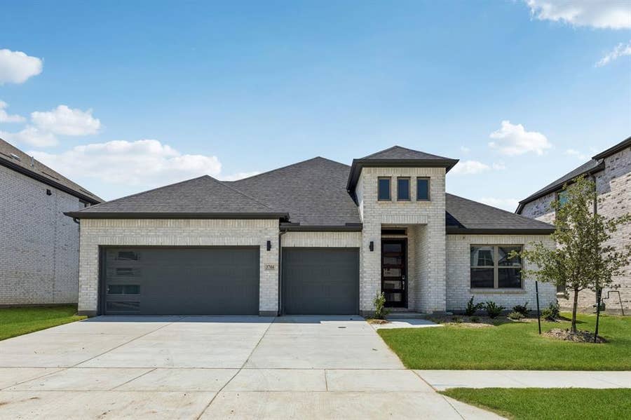 Property photo for 4103 Medina Drive, Farmersville, TX
