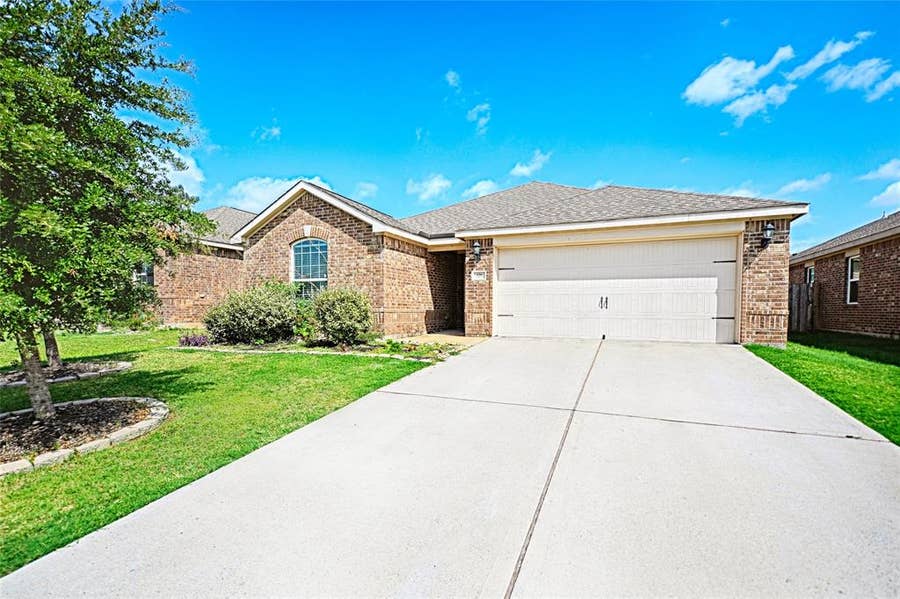Property photo for 129 Lamont Road, Anna, TX