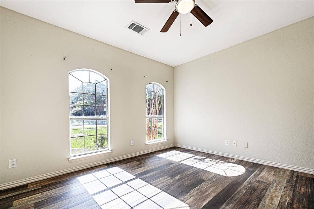 2325 Havard Oak Drive, Plano, TX 75074 2325 Havard Oak Drive, Plano, TX 75074
