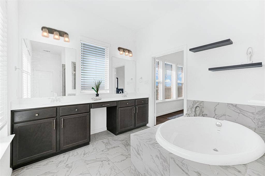 720 Skyview Court, Celina, TX 75009