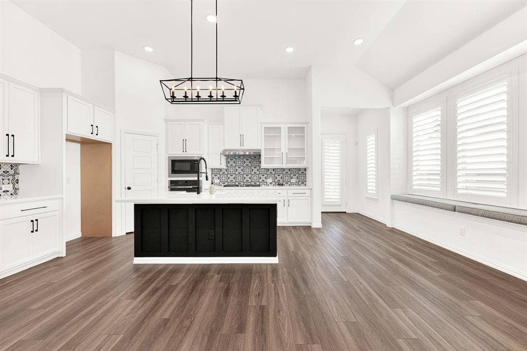 720 Skyview Court, Celina, TX 75009