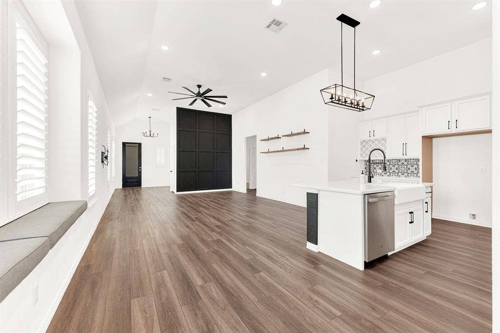 720 Skyview Court, Celina, TX 75009