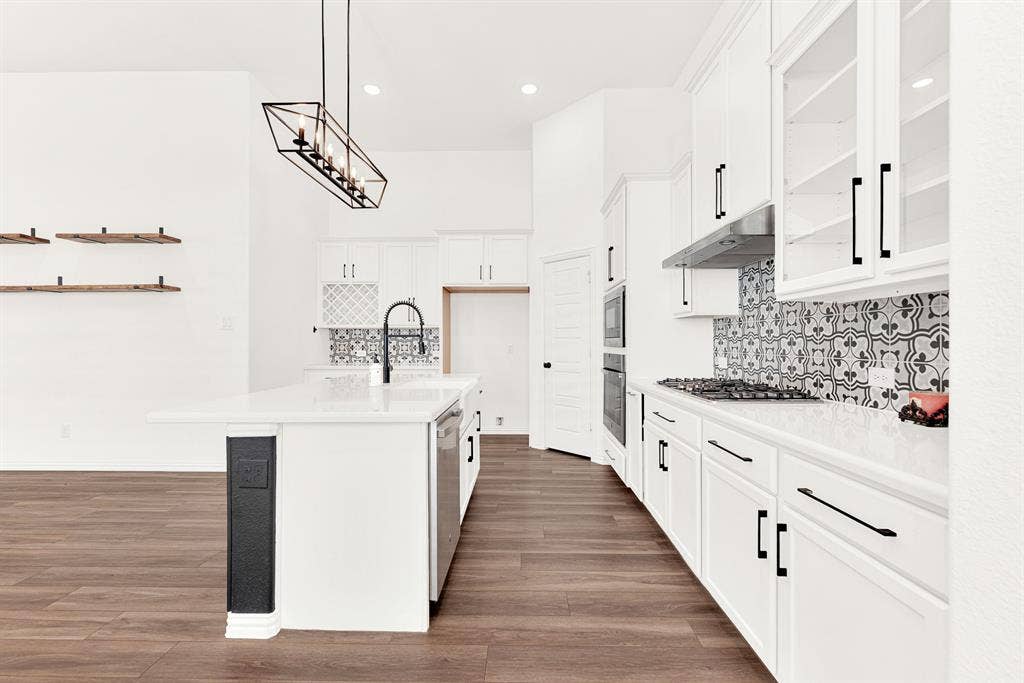 720 Skyview Court, Celina, TX 75009