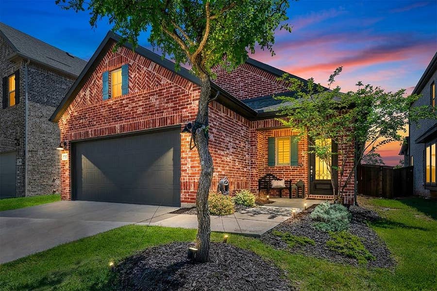 Property photo for 720 Skyview Court, Celina, TX