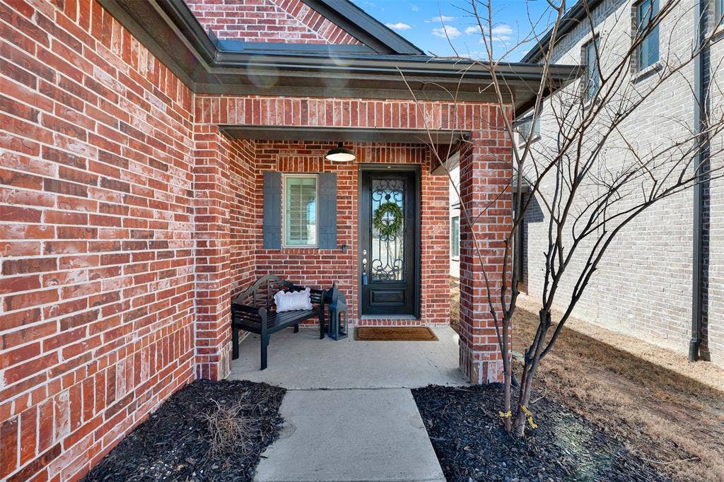 720 Skyview Court, Celina, TX 75009