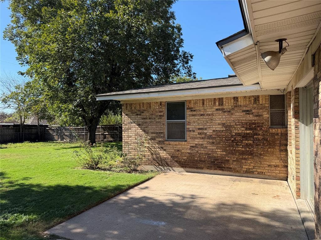 111 E Dawn Drive, Robinson, TX 76706 111 E Dawn Drive, Robinson, TX 76706
