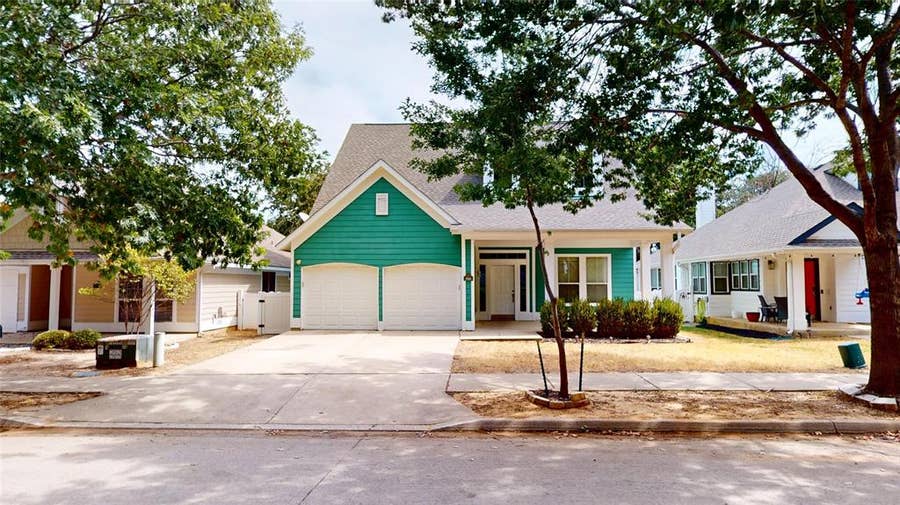 Property photo for 2008 Bridgeport Drive, Providence Village, TX