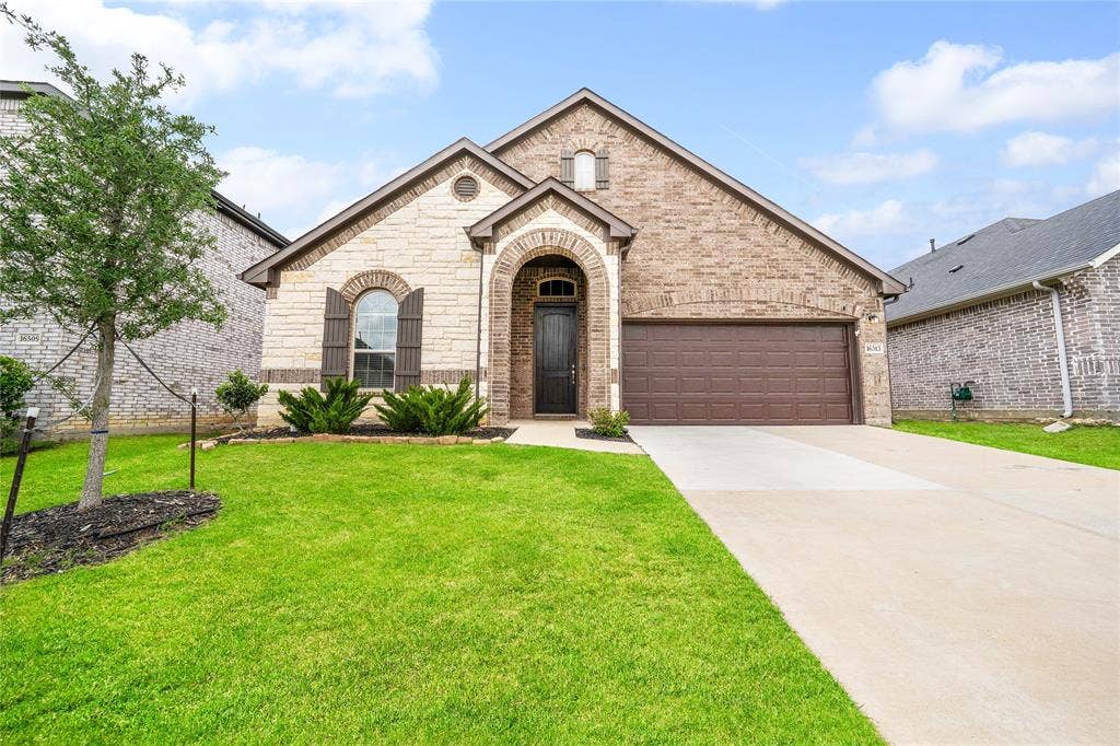 16513 Garden Drive, Celina, TX 75009