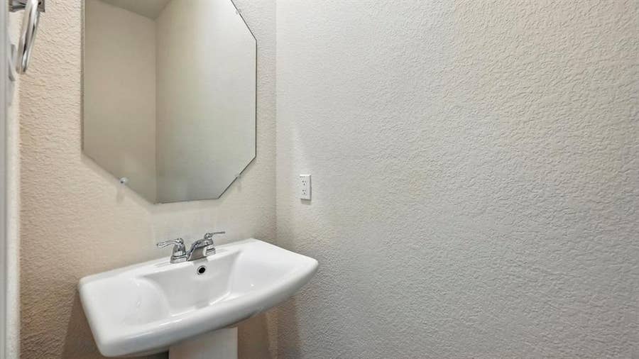 Property photo for 621 Newland Court, Princeton, TX