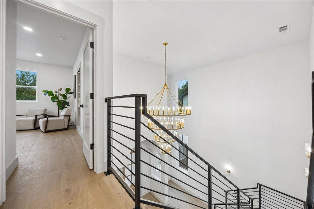 3027 Brooklyndell Avenue, Dallas, TX 75211 Upstairs landing looking into the primary suite