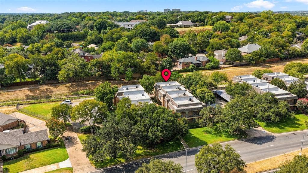 4325 Bellaire Drive S, Fort Worth, TX 76109 condo is quite no traffic sits back on greenbelt, along creek & Trail
