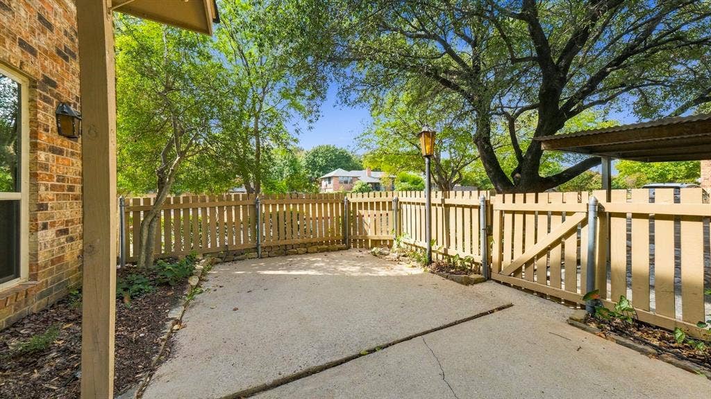 4325 Bellaire Drive S, Fort Worth, TX 76109 back patio stately trees,greenbelt, Trinity Trails, creek, 2 assigned covered parking immediately to right