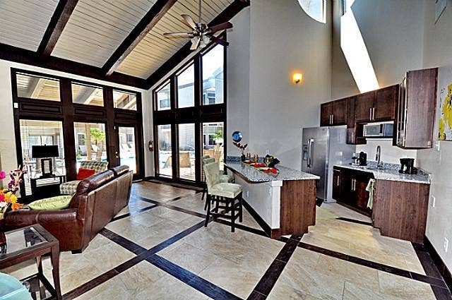 6910 Skillman Street, #1013, Dallas, TX 75231