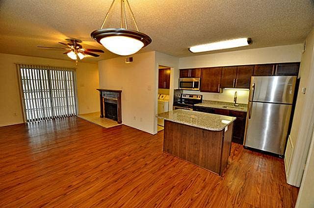 6910 Skillman Street, #1013, Dallas, TX 75231