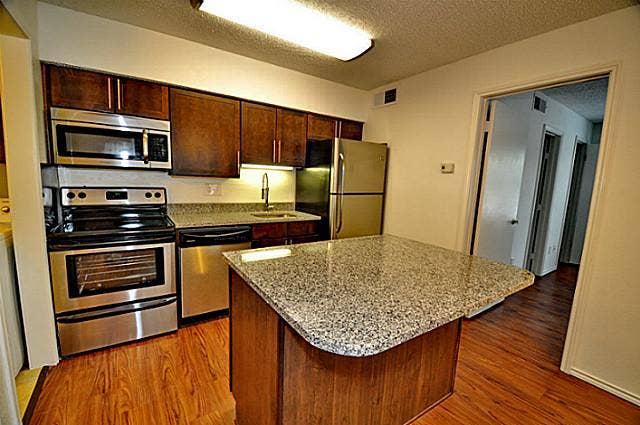 6910 Skillman Street, #1013, Dallas, TX 75231