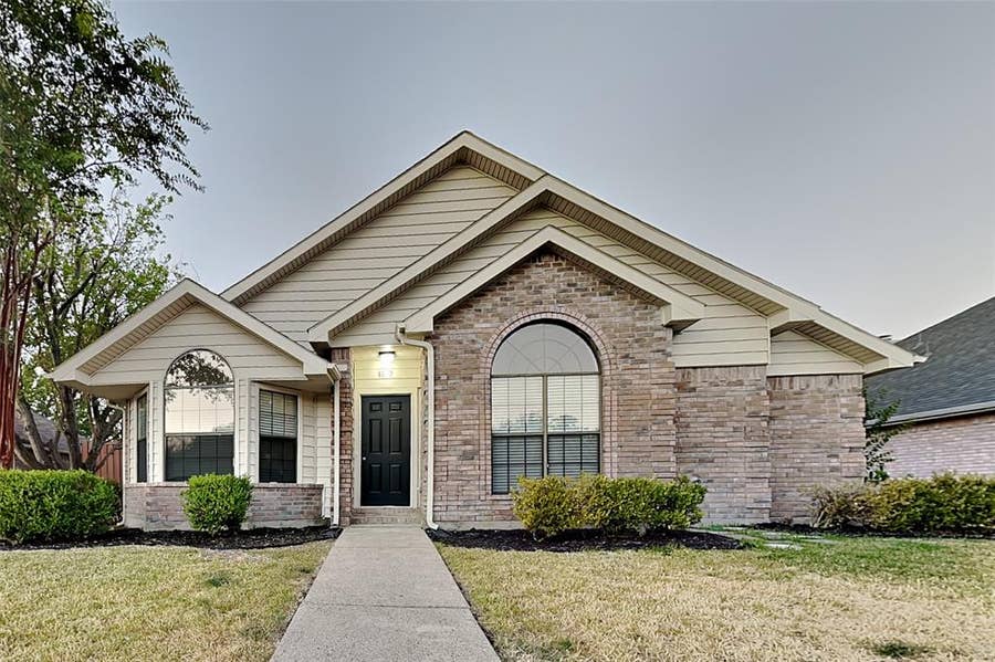 Property photo for 8809 Pheasant Run Drive, Rowlett, TX