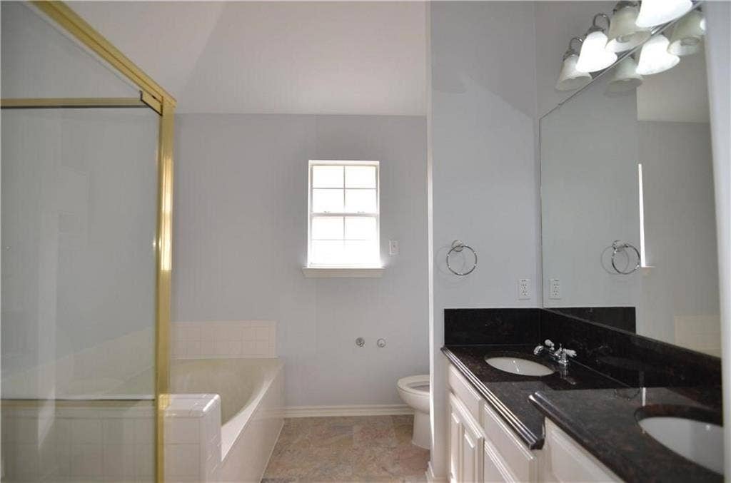 8113 Case Drive, Plano, TX 75025 8113 Case Drive, Plano, TX 75025