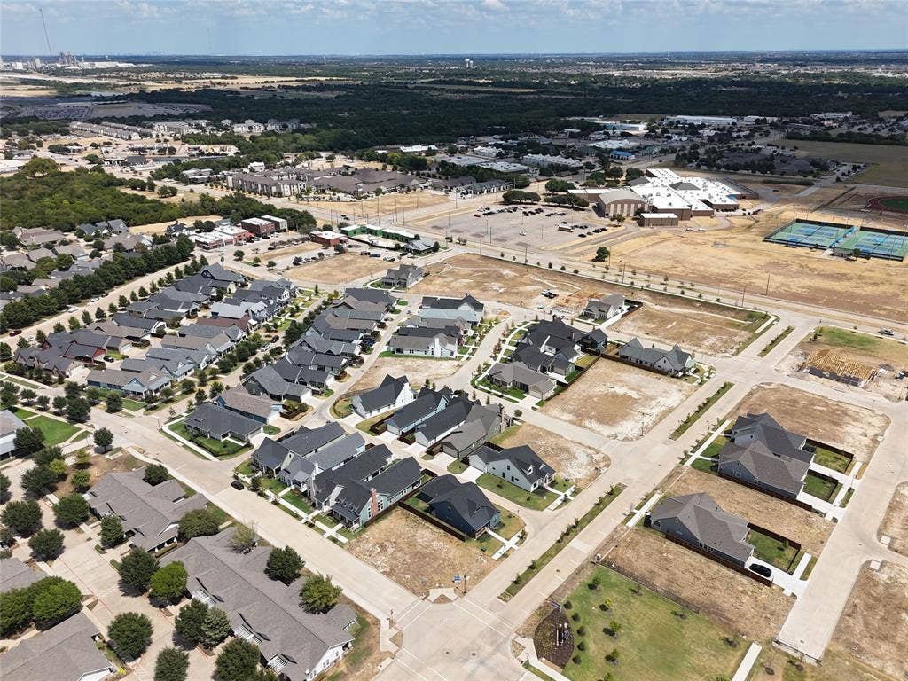 409 Dylan Way, Midlothian, TX 76065 409 Dylan Way, Midlothian, TX 76065