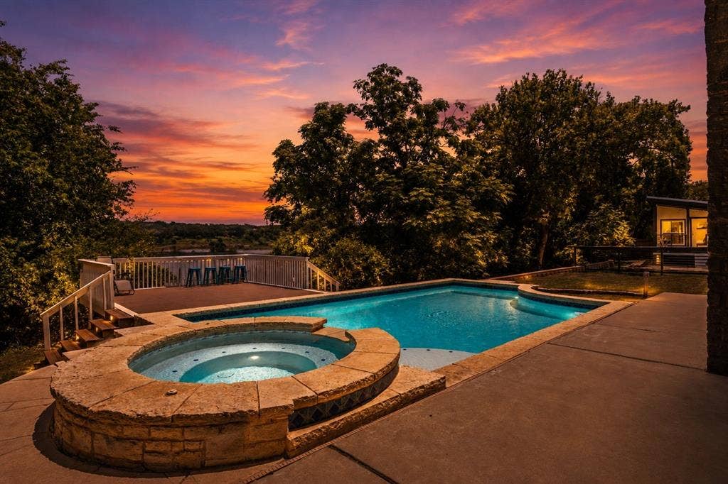 349 Arrowhead Point Road, Belton, TX 76513 349 Arrowhead Point Road, Belton, TX 76513
