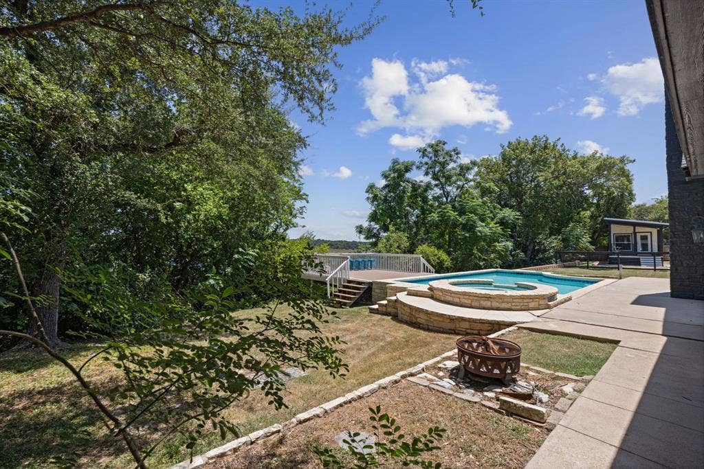 349 Arrowhead Point Road, Belton, TX 76513 349 Arrowhead Point Road, Belton, TX 76513
