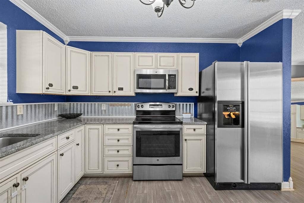 349 Arrowhead Point Road, Belton, TX 76513 349 Arrowhead Point Road, Belton, TX 76513