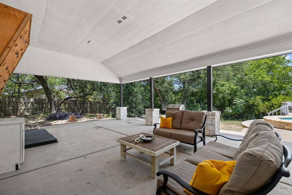 349 Arrowhead Point Road, Belton, TX 76513 349 Arrowhead Point Road, Belton, TX 76513