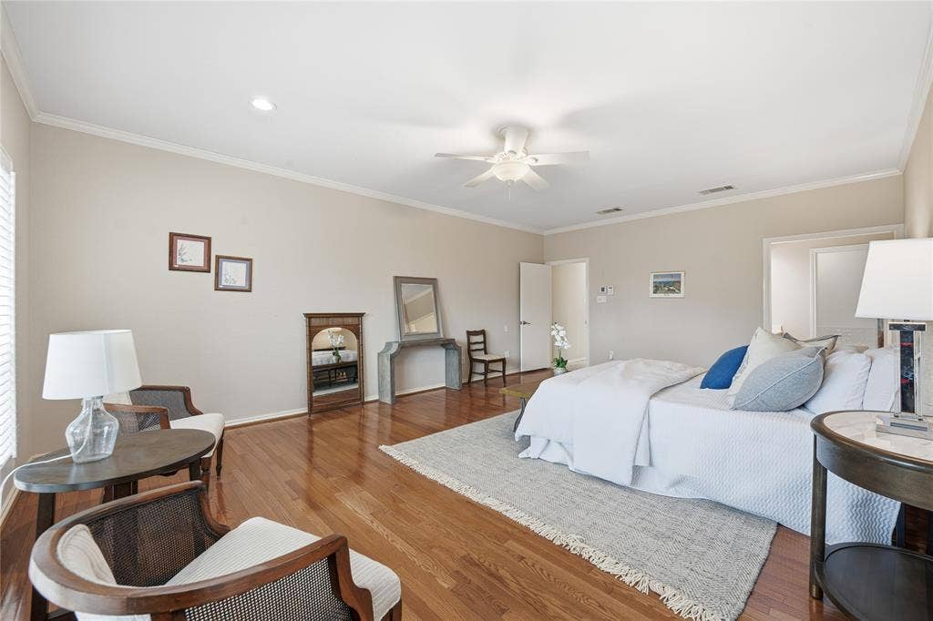 4424 Westridge Avenue, Fort Worth, TX 76116 Recessed lighting, crown molding, wood-finish flooring, ceiling fan, and white trim