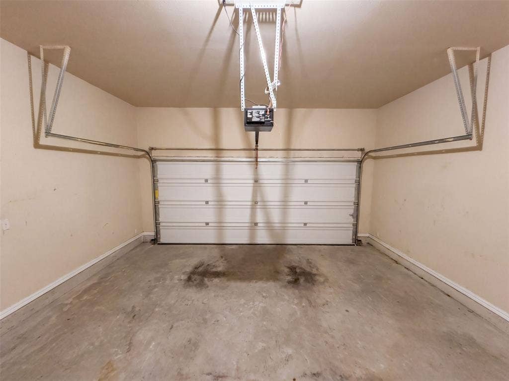 3912 Gennaker Drive, Denton, TX 76210