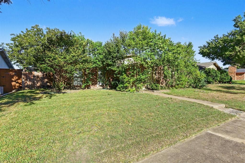 3625 Dumas Trail, Garland, TX 75043