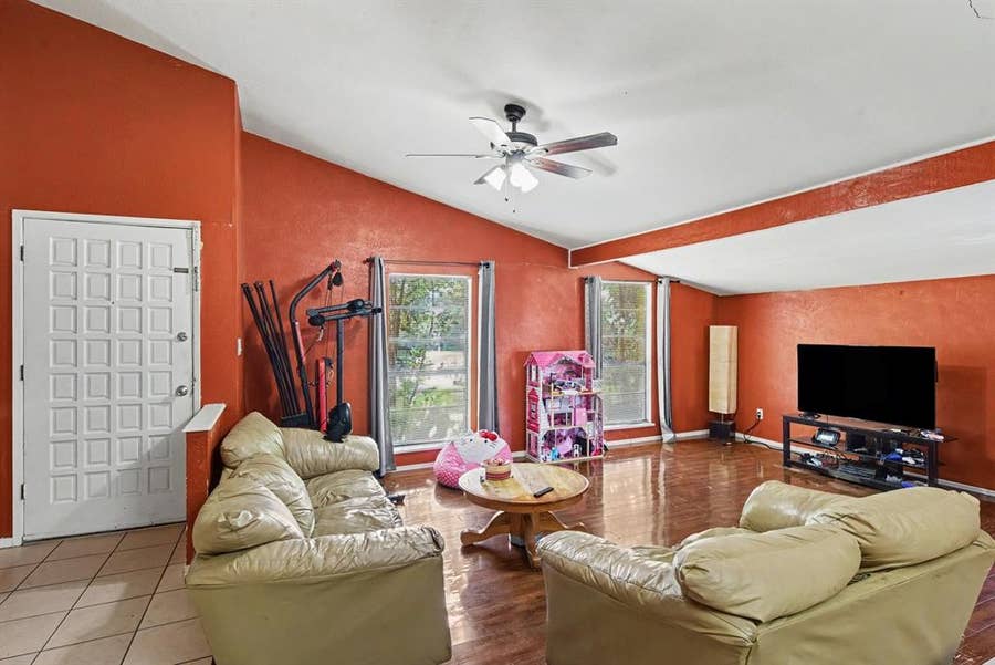 Property photo for 3625 Dumas Trail, Garland, TX