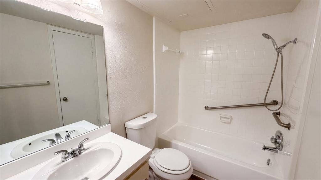709 Baruna Circle, Garland, TX 75043 709 Baruna Circle, Garland, TX 75043