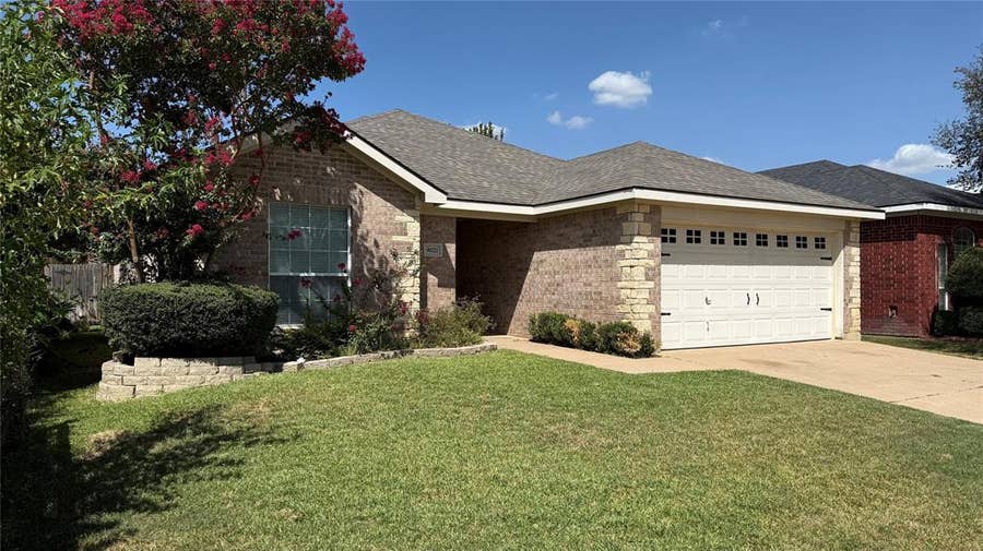 Property photo for 9021 Rushing River Drive, Fort Worth, TX