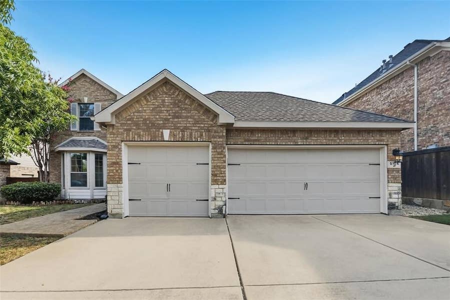 Property photo for 5104 Shelly Ray Road, Fort Worth, TX