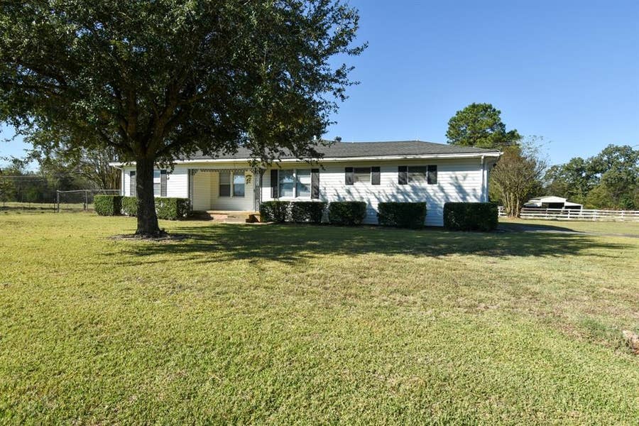 Property photo for 1191 County Road 4186, Quitman, TX