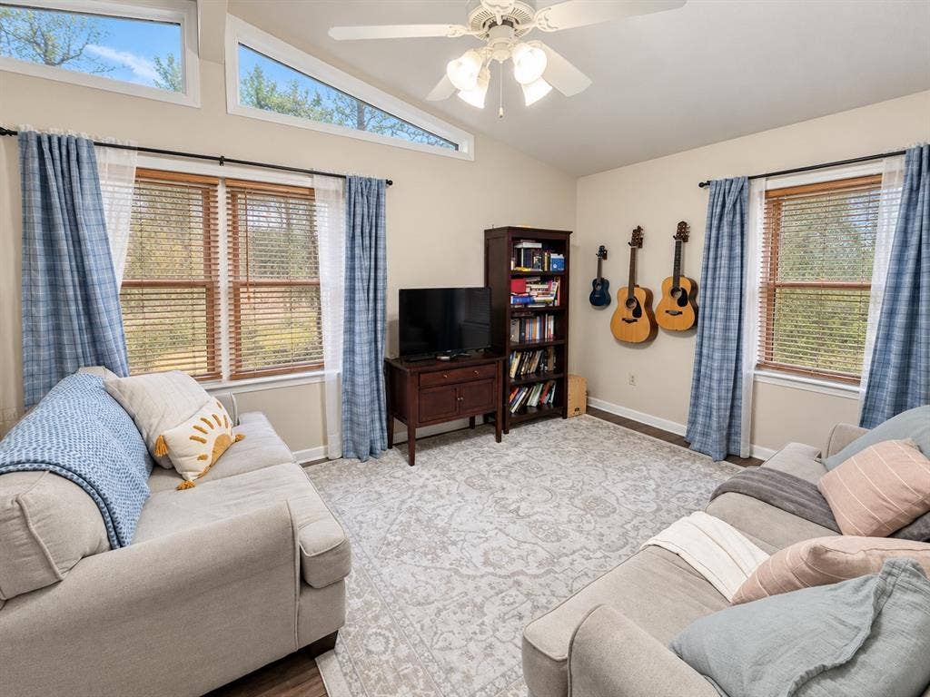 603 N Rita Street, Lacy Lakeview, TX 76705 603 N Rita Street, Lacy Lakeview, TX 76705
