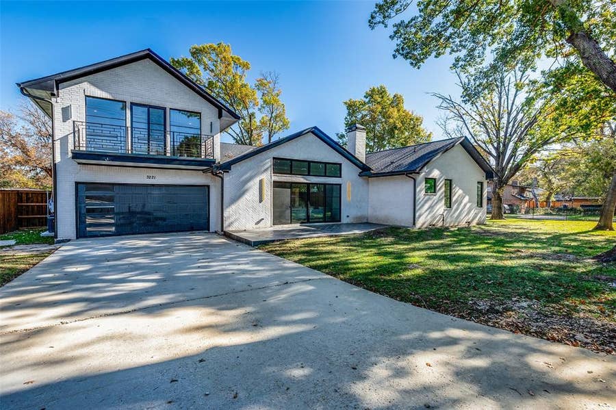 Property photo for 3221 S Glenbrook Drive, Garland, TX