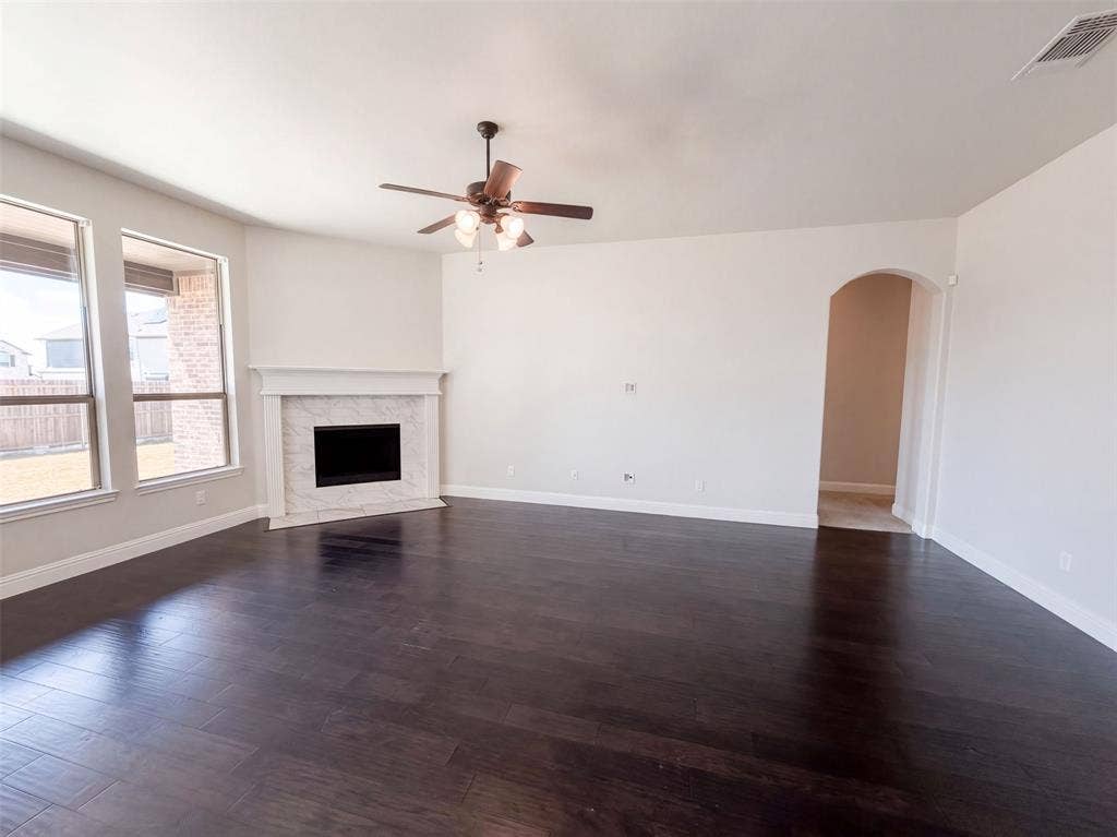 130 Red Pine Drive, Red Oak, TX 75154 130 Red Pine Drive, Red Oak, TX 75154