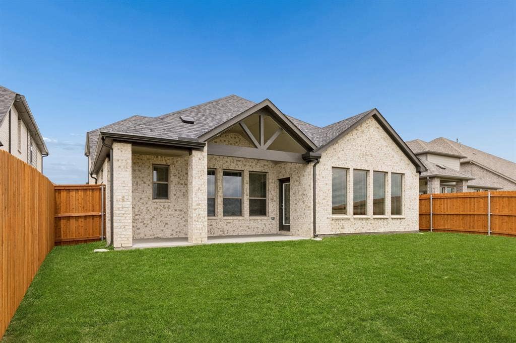 4612 Carina Road, McKinney, TX 75071 Patio in the Claret home plan – REPRESENTATIVE PHOTO
