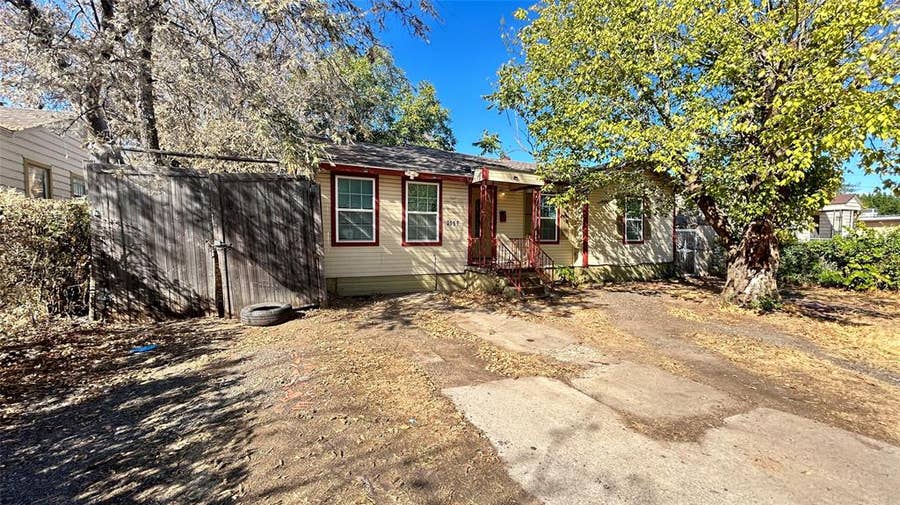 Property photo for 3557 Pecos Street, Fort Worth, TX
