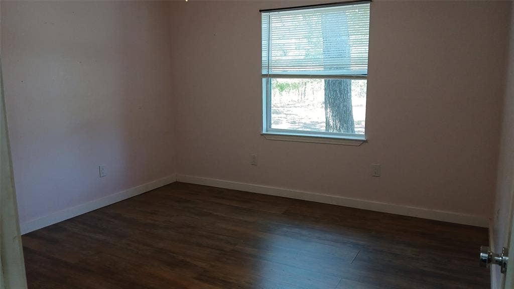630 CEDARCREST Drive, Tool, TX 75143