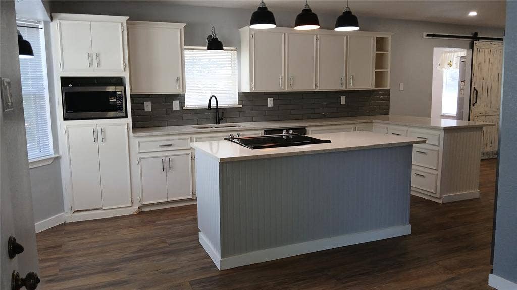 630 CEDARCREST Drive, Tool, TX 75143