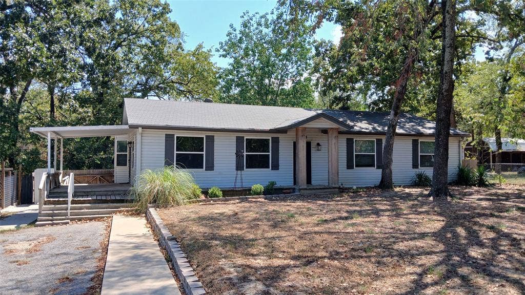 630 CEDARCREST Drive, Tool, TX 75143