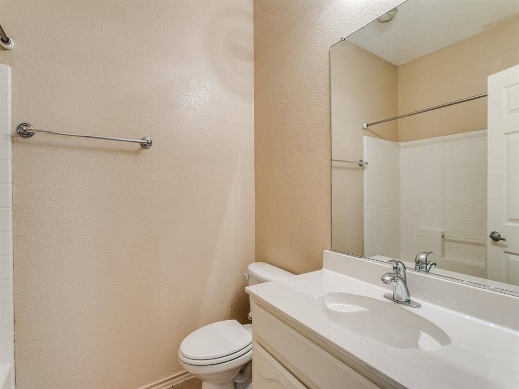 6357 Redeagle Creek Drive, Fort Worth, TX 76179