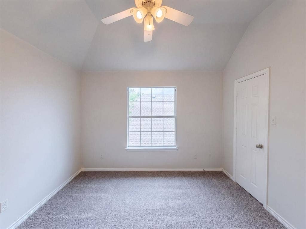 5821 Starboardway Drive, Fort Worth, TX 76135