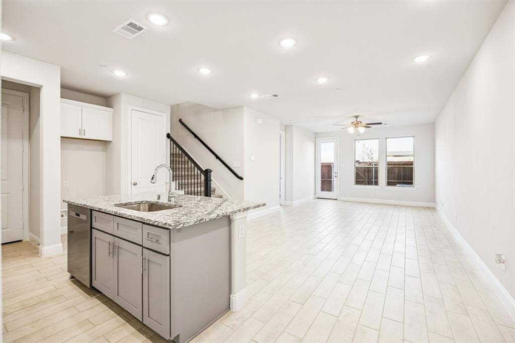 816 Heart Reef Road, Plano, TX 75075 Representative Photo – Not Actual Home
