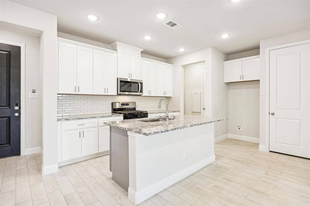 816 Heart Reef Road, Plano, TX 75075 Representative Photo – Not Actual Home