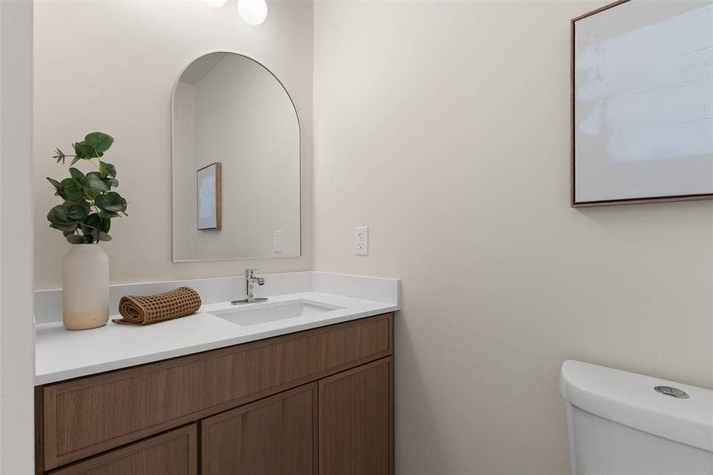 613 E Tyler Street, Richardson, TX 75081 613 E Tyler Street, Richardson, TX 75081