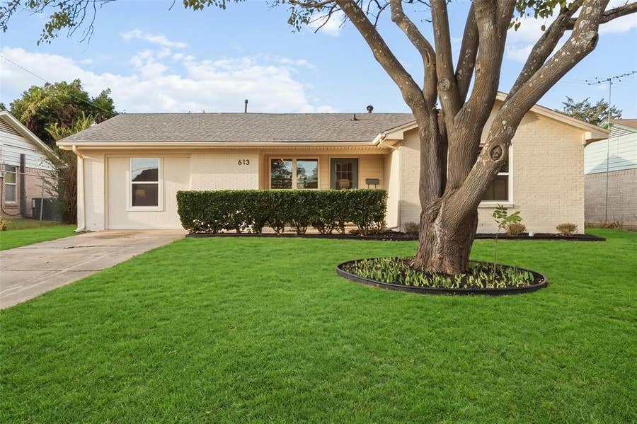 Property photo for 613 E Tyler Street, Richardson, TX