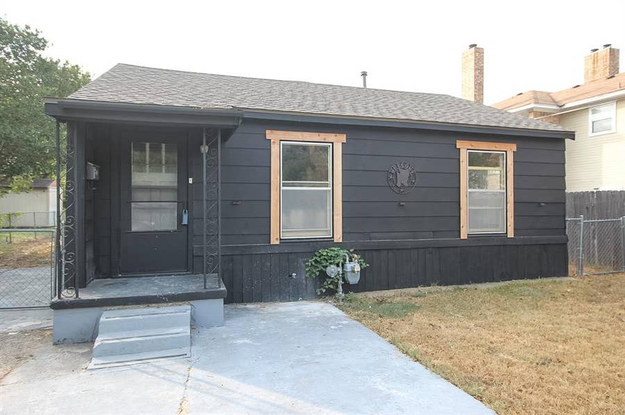 Property photo for 3720 Live Oak, Waco, TX