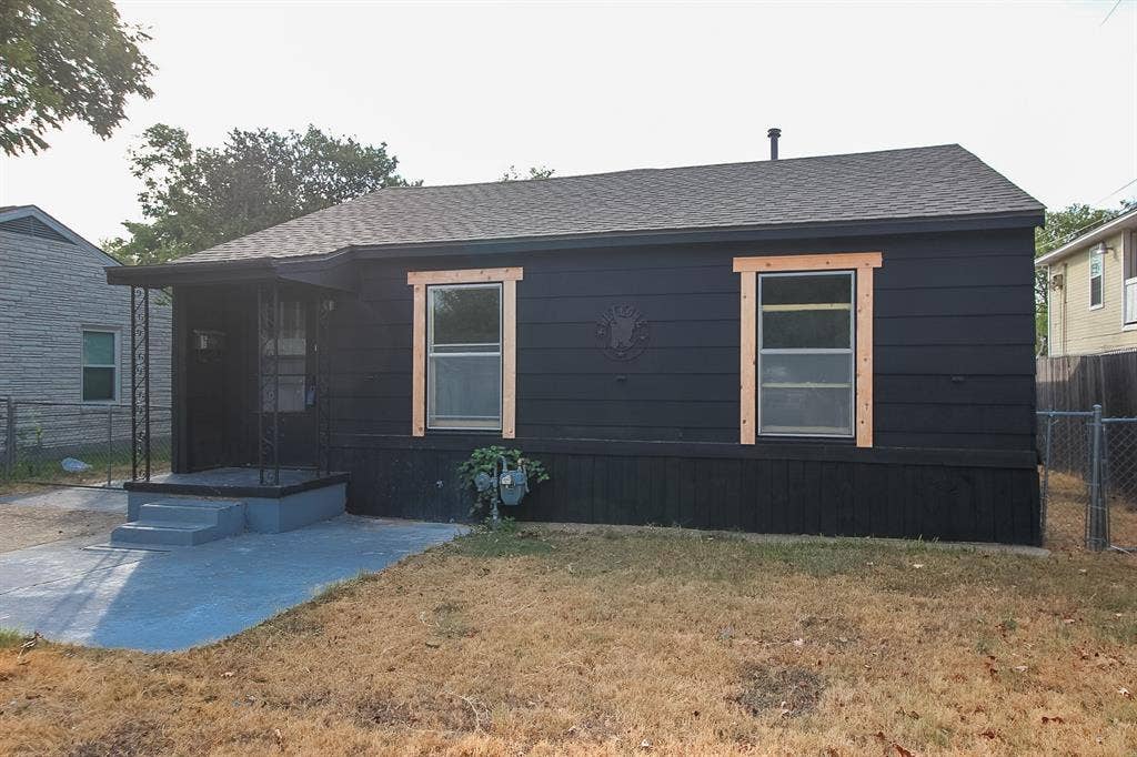 3720 Live Oak, Waco, TX 76708 3720 Live Oak, Waco, TX 76708